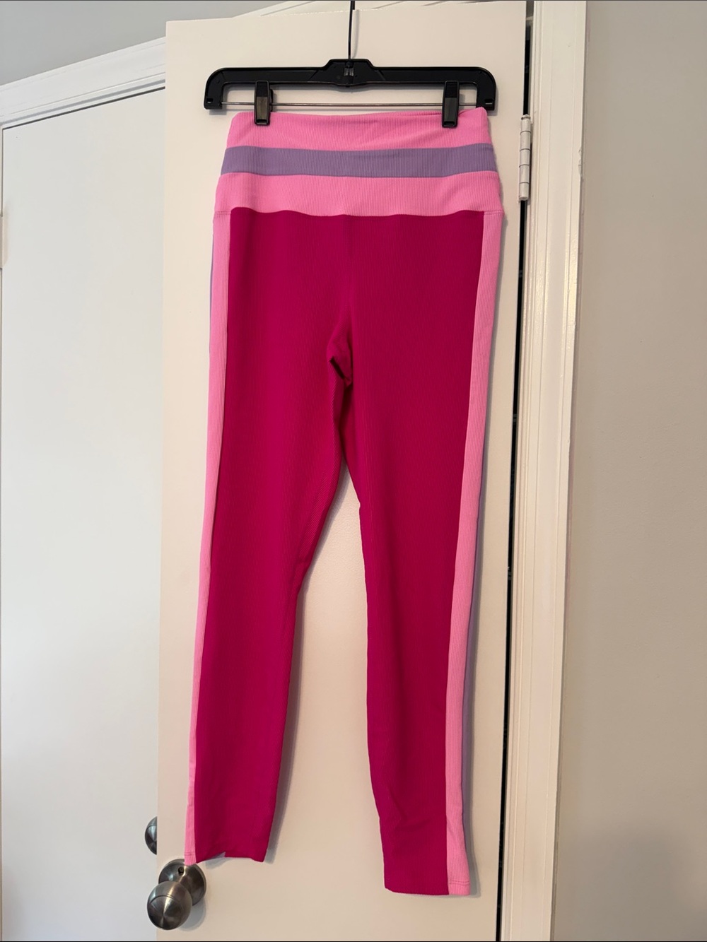 Beach Riot ribbed leggings L Richie, pink, lavender match top in closet NWT